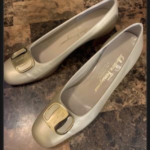 Salvatore Ferragamo Boutique Womens Leather Heeled Flats Heels Size 6 B